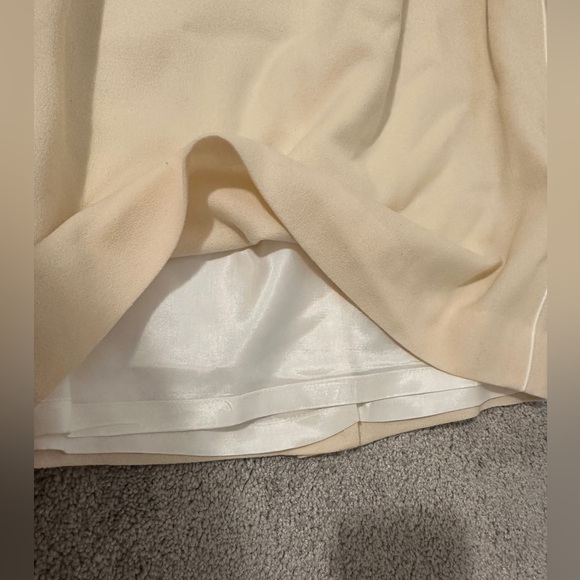 Lord & Taylor Cream 100% Wool Pencil Skirt Size 8P Petite Women’s - Picture 7 of 10